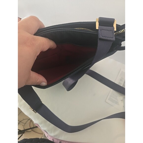 Victorinox Victoria 2.0 Slim Shoulder Bag  dark blue - Picture 14 of 15